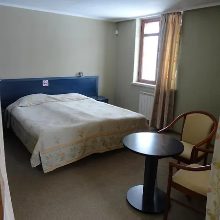 Glazne 4* バンスコ