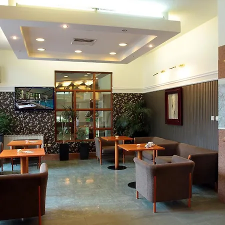 Glazne 4* בנסקו