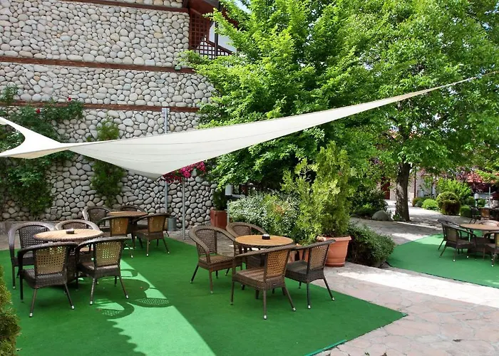 Glazne 4* בנסקו