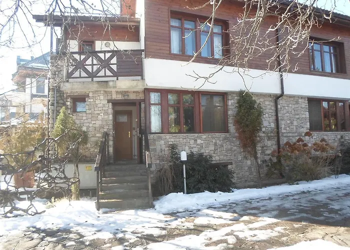 Glazne מלון בנסקו